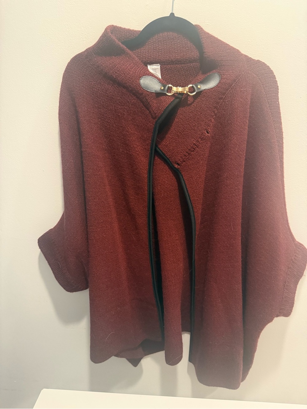 Women's Hooded Knit Pullover Sweater - Burgundy